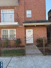 358 Hawthorne Avenue 356, Newark, NJ 07112