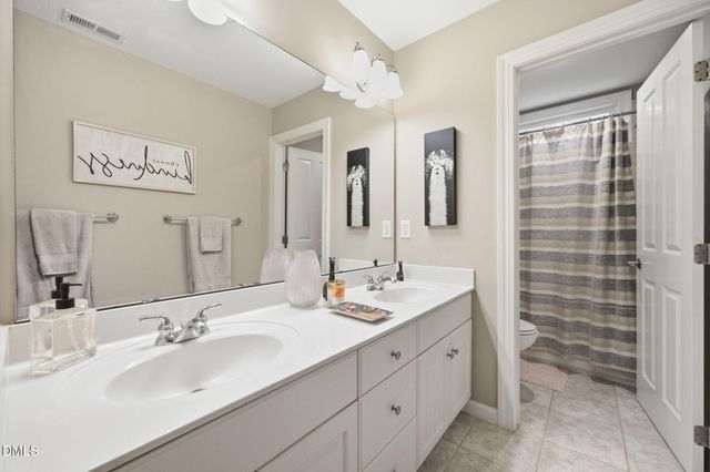 8009 Joshua Woods Drive, Wake Forest, NC 27587