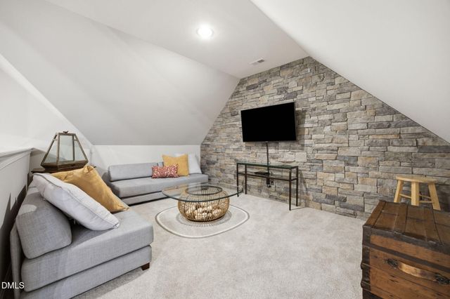 8009 Joshua Woods Drive, Wake Forest, NC 27587