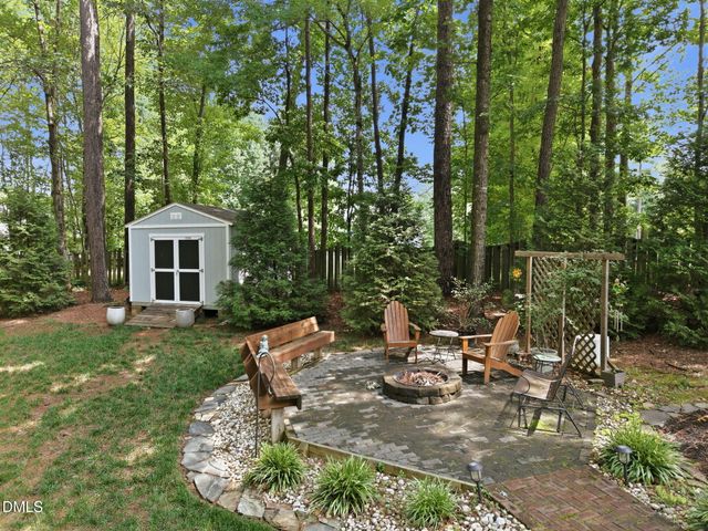 8009 Joshua Woods Drive, Wake Forest, NC 27587