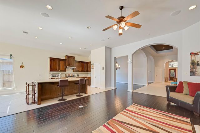 5422 Linden Rose Lane, Sugar Land, TX 77479