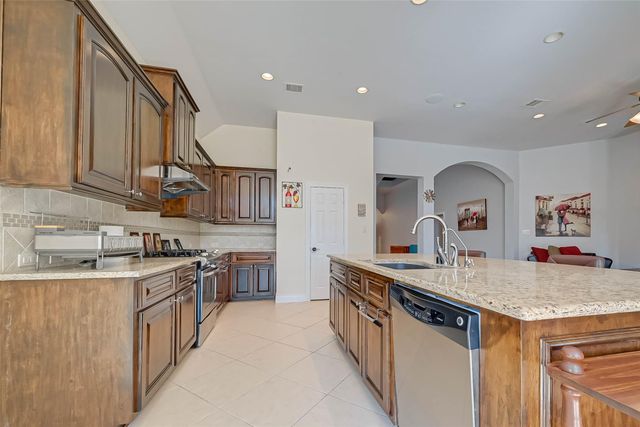 5422 Linden Rose Lane, Sugar Land, TX 77479