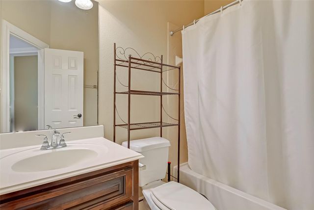 5422 Linden Rose Lane, Sugar Land, TX 77479