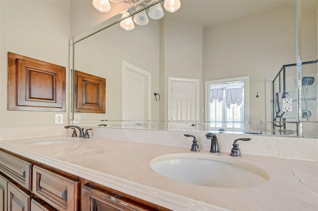 5422 Linden Rose Lane, Sugar Land, TX 77479