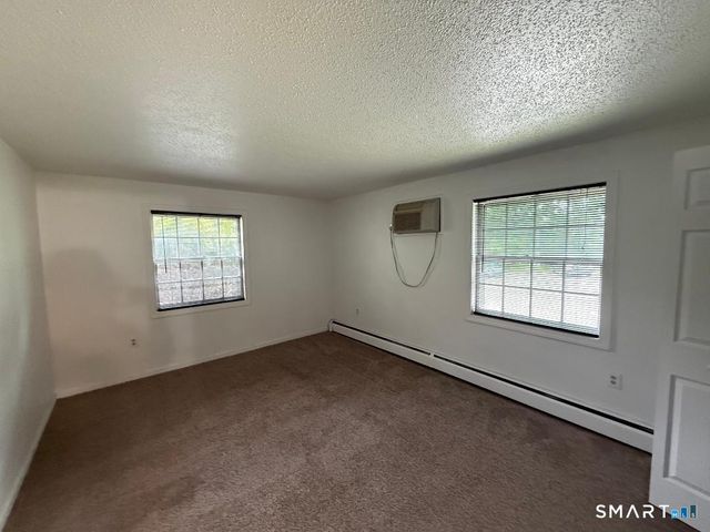 1218 Middle Turnpike West A, Manchester, CT 06040