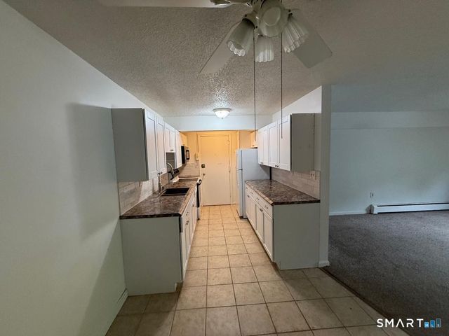 1218 Middle Turnpike West A, Manchester, CT 06040