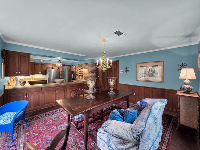 880 W Walton Road, Lumberton, TX 77657