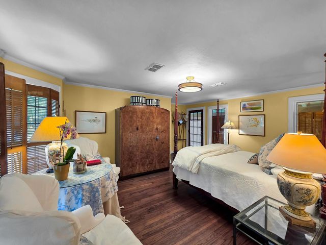 880 W Walton Road, Lumberton, TX 77657