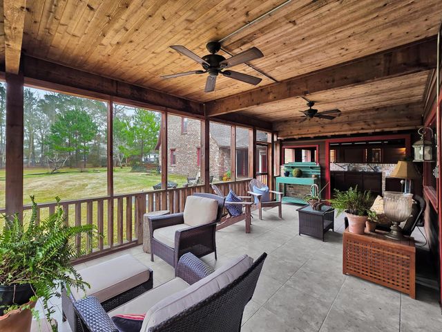 880 W Walton Road, Lumberton, TX 77657