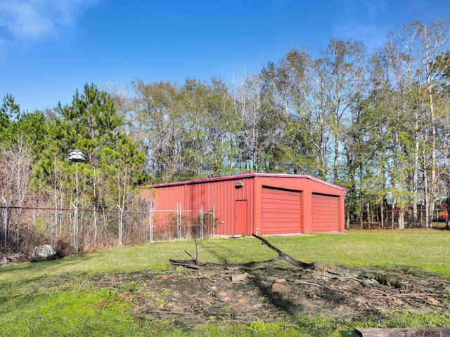 880 W Walton Road, Lumberton, TX 77657