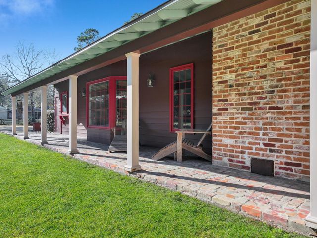 880 W Walton Road, Lumberton, TX 77657