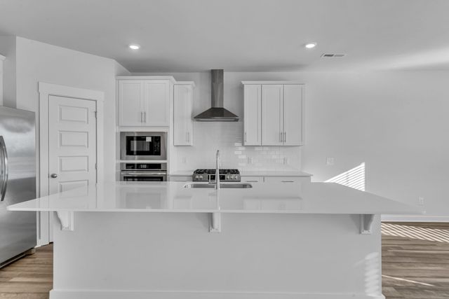 814 Nightingale Avenue, Hendersonville, TN 37075