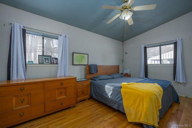 75 Tennyson Drive, Nanuet, NY 10954