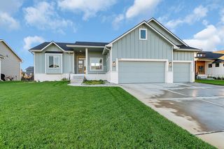 3971 N Estancia Ct, Wichita, KS 67205