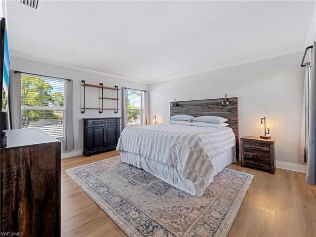 4105 19th PL 201, Cape Coral, FL 33904