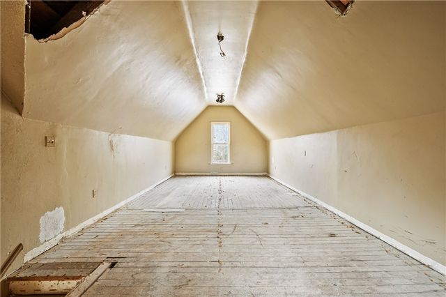 1008 Chartiers Ave, Elliott, PA 15220