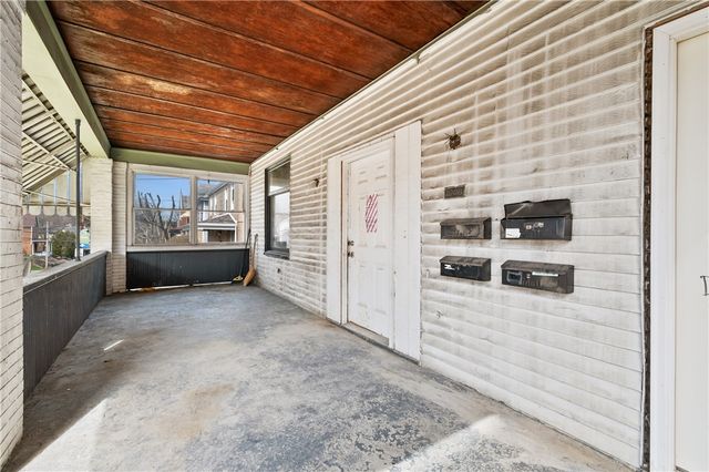 1008 Chartiers Ave, Elliott, PA 15220