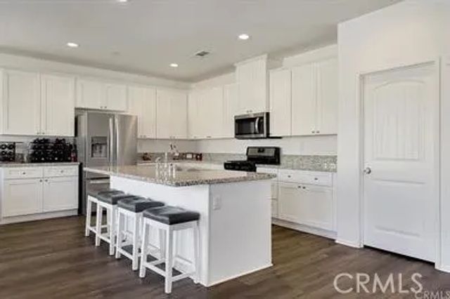 914 Haviture, Hemet, CA 92543