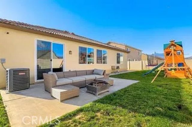 914 Haviture, Hemet, CA 92543