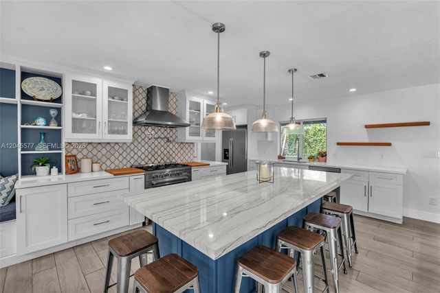 1807 SW 102nd Place, Miami, FL 33165