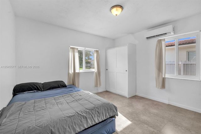 1807 SW 102nd Place, Miami, FL 33165