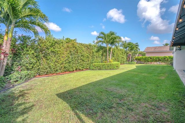1807 SW 102nd Place, Miami, FL 33165