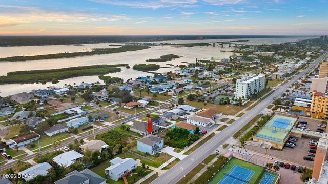 3828 S Atlantic Avenue, Daytona Beach, FL 32118