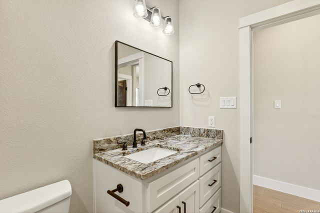 721 N Dickson, Poth, TX 78147