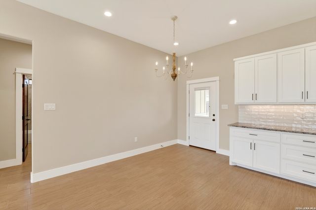 721 N Dickson, Poth, TX 78147