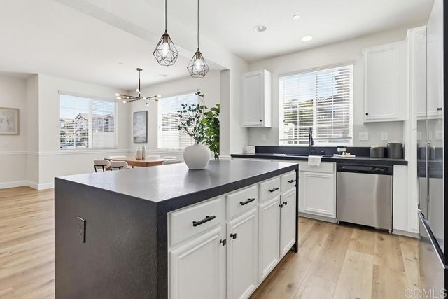 1720 Santa Ivy Ave, Chula Vista, CA 91913