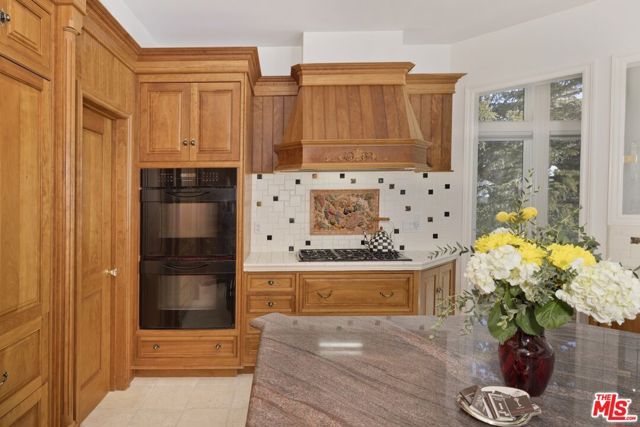 370 Ranch Road, Mammoth Lakes, CA 93546