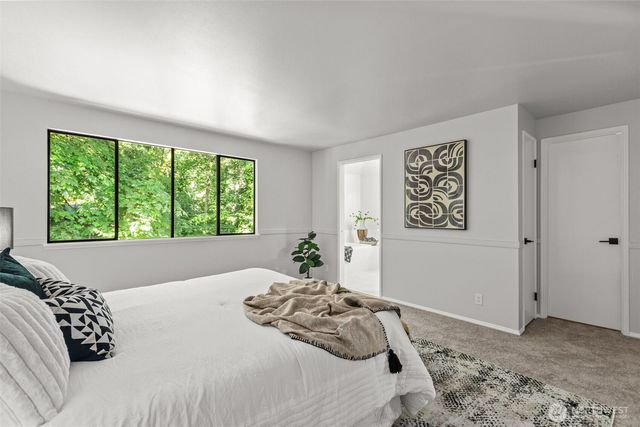 29105 13th Avenue S, Federal Way, WA 98003