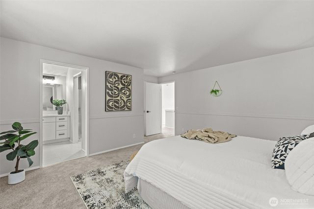 29105 13th Avenue S, Federal Way, WA 98003