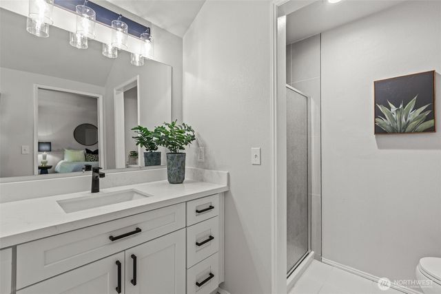 29105 13th Avenue S, Federal Way, WA 98003