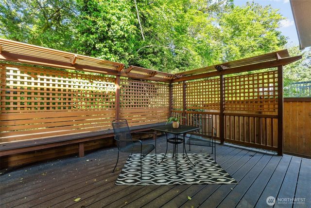 29105 13th Avenue S, Federal Way, WA 98003