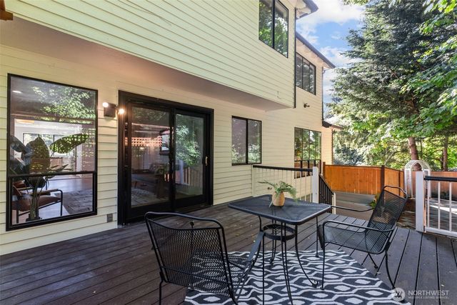 29105 13th Avenue S, Federal Way, WA 98003