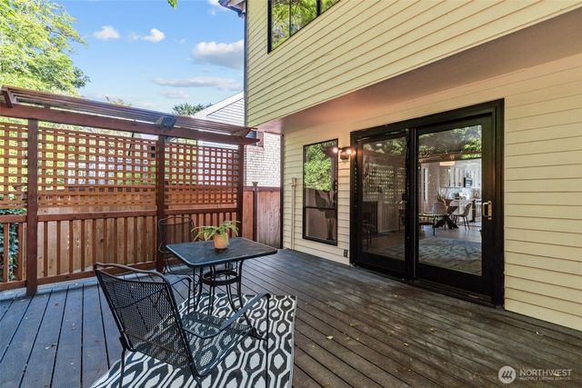 29105 13th Avenue S, Federal Way, WA 98003