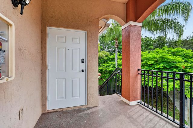 3496 BRIAR BAY Boulevard 206, West Palm Beach, FL 33411