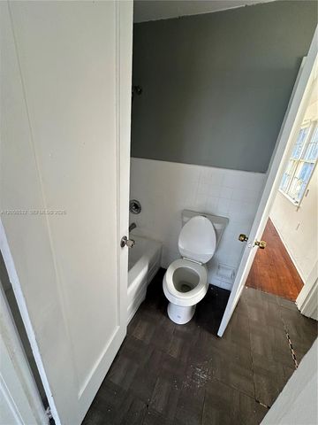 1928 Mckinley St 5, Hollywood, FL 33020