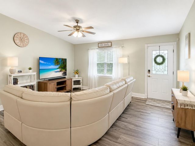 4436 SE Becket Avenue, Stuart, FL 34997