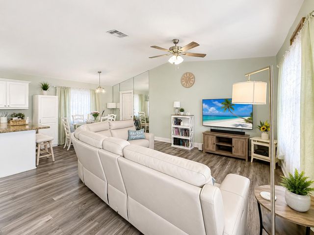 4436 SE Becket Avenue, Stuart, FL 34997