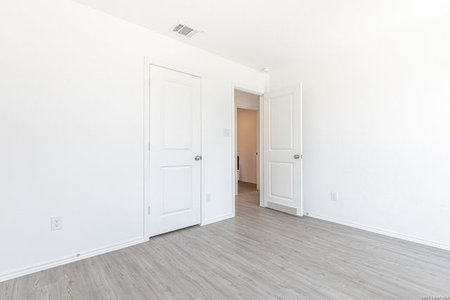 4136 COVE FLS, San Antonio, TX 78223