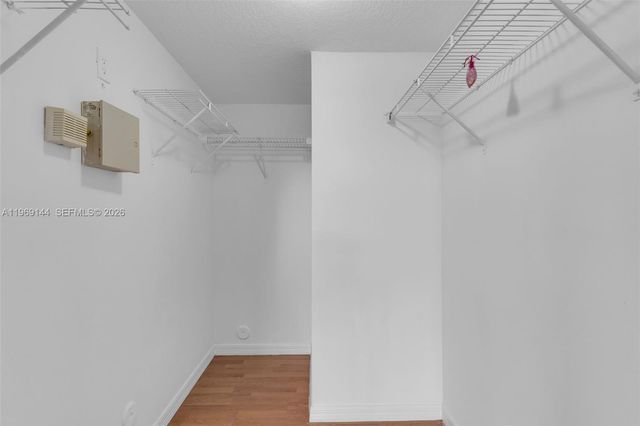 990 NE 33rd Ter 102, Homestead, FL 33033