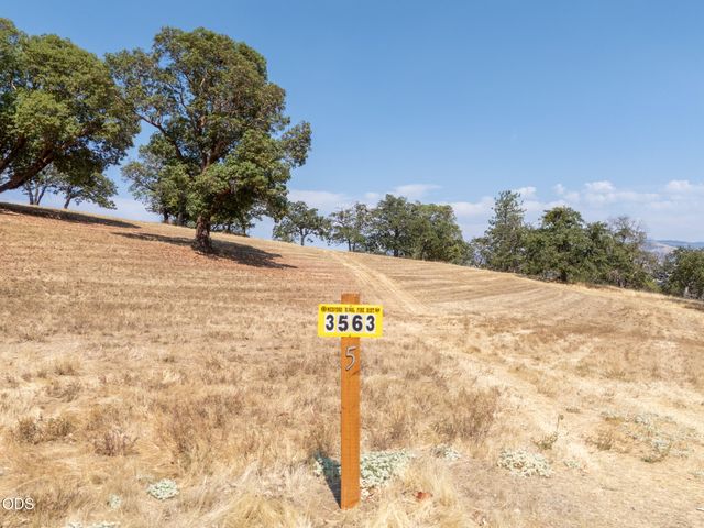 3563 S Stage Road Lot 5, Medford, OR 97501