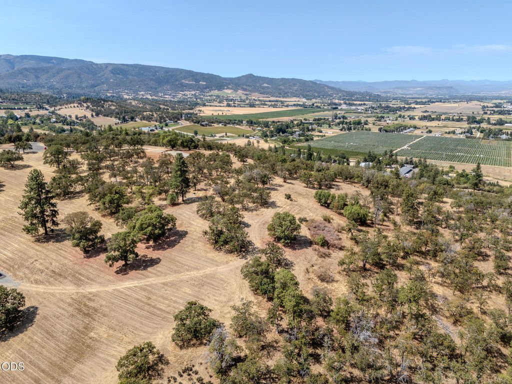 3563 S Stage Road Lot 5, Medford, OR 97501
