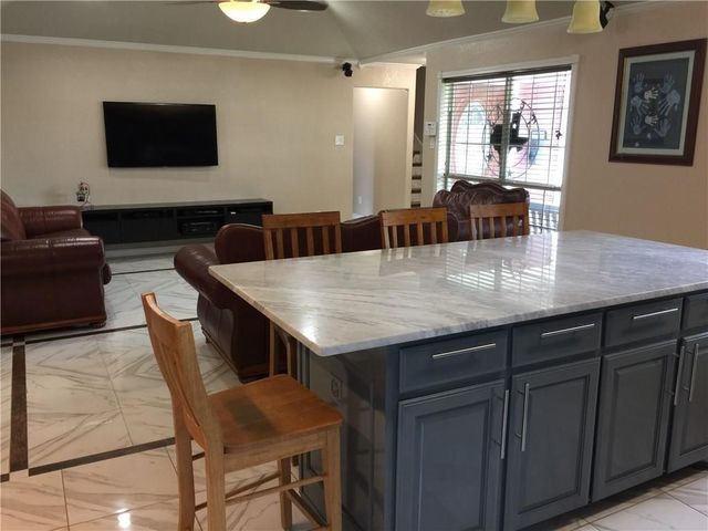 2527 Cunningham Street, Irving, TX 75062