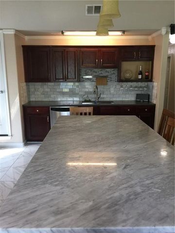 2527 Cunningham Street, Irving, TX 75062