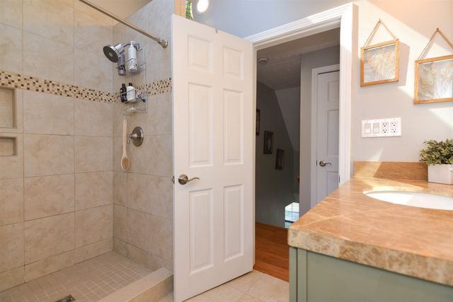 10 Whidden Lane, Litchfield, NH 03052