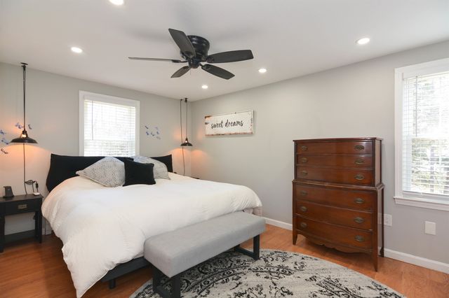 10 Whidden Lane, Litchfield, NH 03052