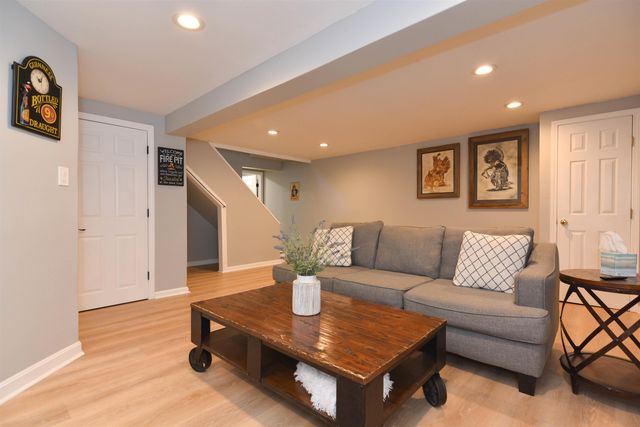 10 Whidden Lane, Litchfield, NH 03052